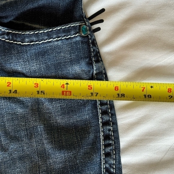 Wrangler Boot Cut Rock 47’s - Picture 8 of 8